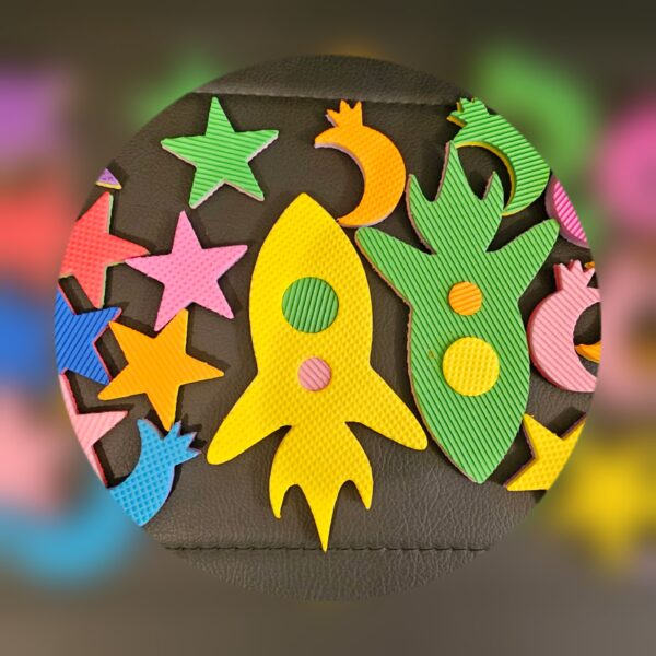 Cohetes, estrellas y lunas en 8 mm por 17 unidades